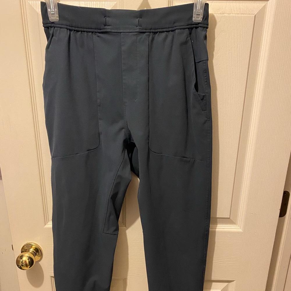 Lululemon ABC joggers